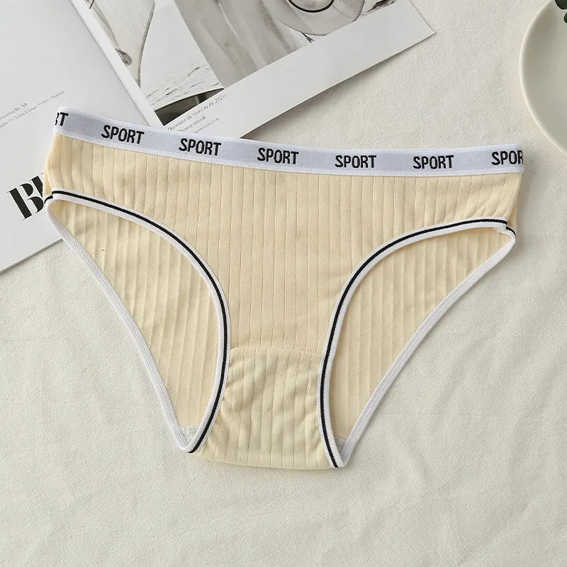 Fashion Letter Women's Underwear Breathable Cotton Triangle Pants Mid Waist Sexy Comfortable Lingerie Bright Cute Girl Briefs