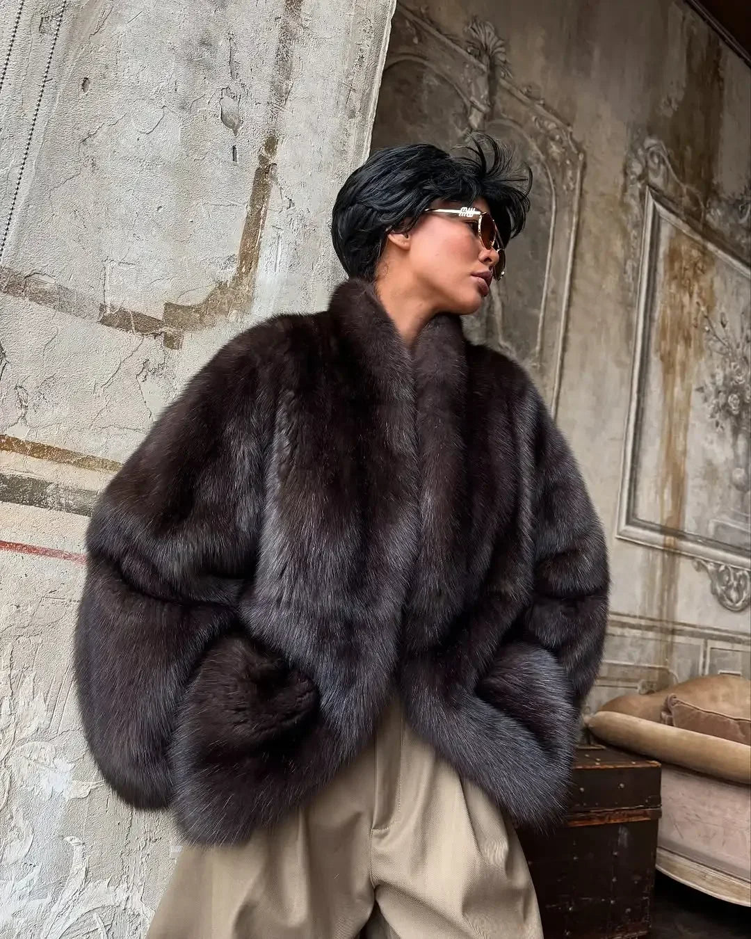 Women Thick Faux Fur Coat Lapel Hidden Button Loose  elegant lady Outerwear 2025 Fashion Female Street Commute Overcoat New