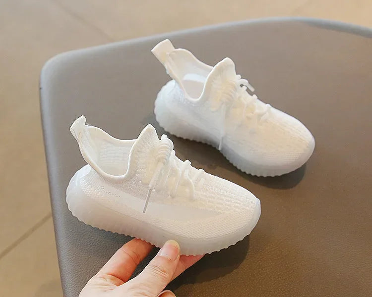 Fashion Kids Running Shoes Boys Girls Light Casual Sports Shoes Soft Soled Sneakers School Children's Sneakers Tennis Flat Shoes