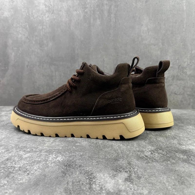 Ultra-Light Comfortable Running Shoes Soft Bottom Casual Sneakers for Outdoor Hiking Traveling Climbing Youth Suitable