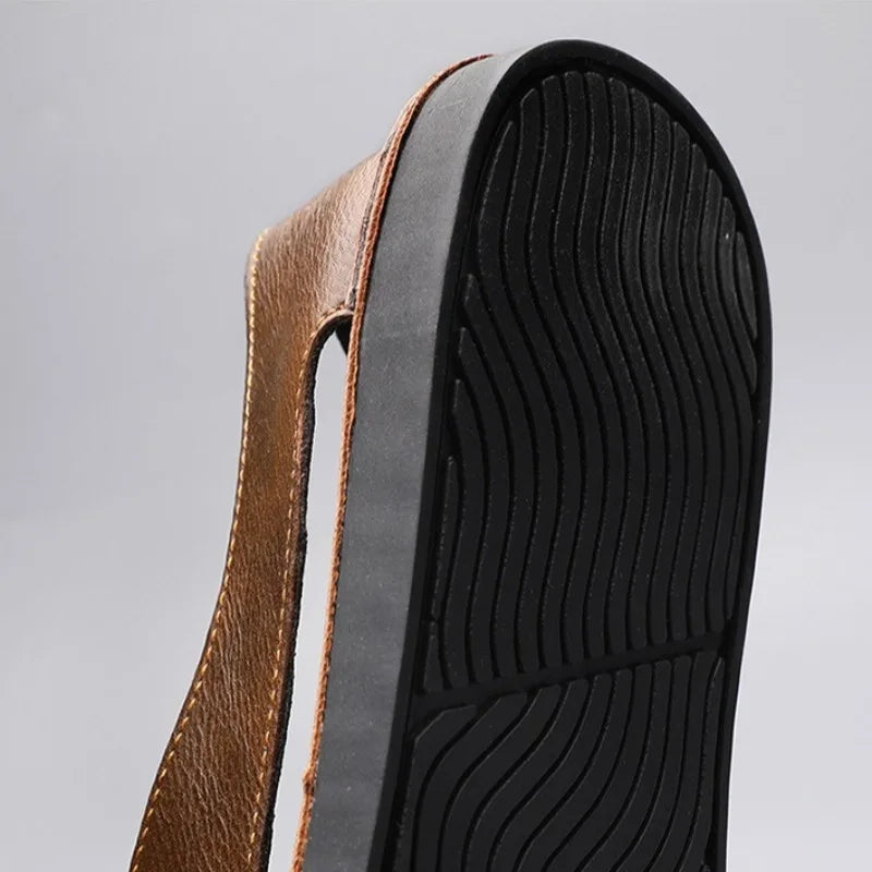 Sandals Men Summer Genuine Leather Mens Shoes Youth Beach Shoes Lightweight Breathable Slippers Men's Sandal Low Top Mens Shoes