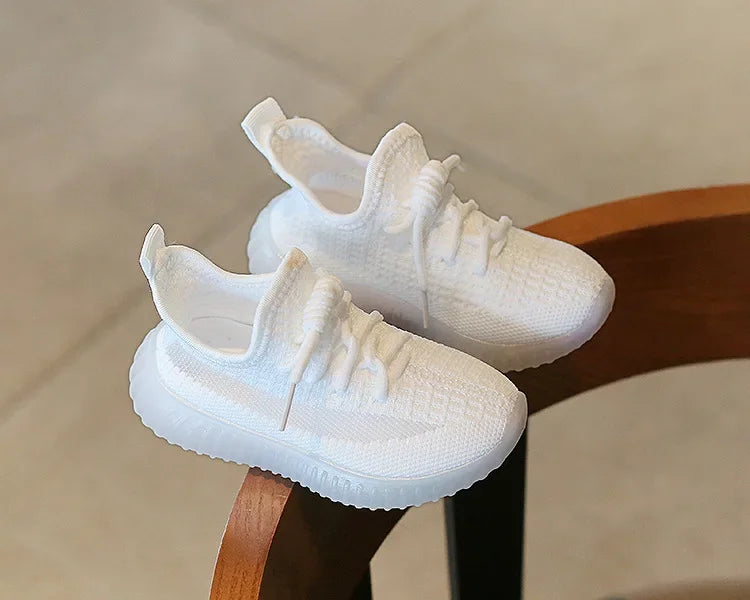 Fashion Kids Running Shoes Boys Girls Light Casual Sports Shoes Soft Soled Sneakers School Children's Sneakers Tennis Flat Shoes