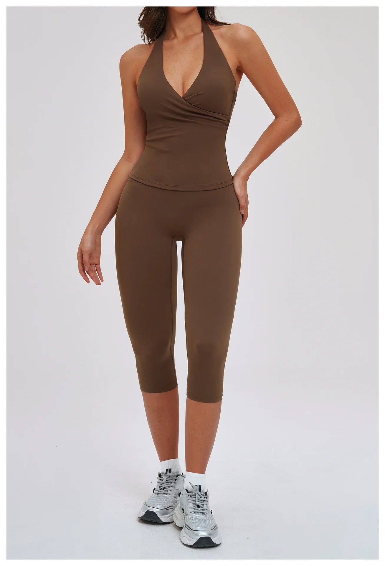 Sports Set 2 Pieces Yoga Set Sexy Women's Sports Set Quick Dry Fitness Set Gym Running Slim Capri Pants Leisure and Fashion Sets