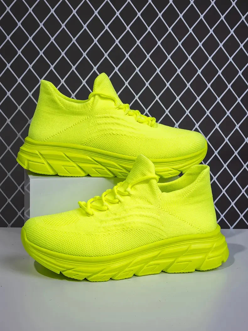 Men's Gray Running Shoes - Breathable Mesh Lace Cushioned Flat Boots Lightweight Sports Training Shoes Casual Style Design Shoes