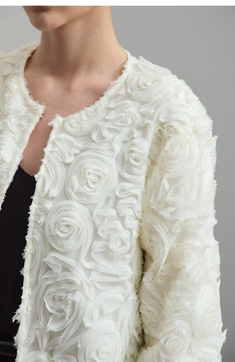 AMII Minimalism Short Jacket Women 2025 Autumn Elegant Floral O Neck Coat