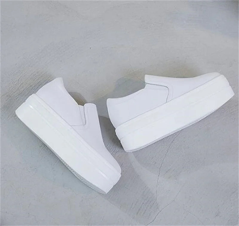 ZXRYXGS 2026 New Top Cowhide Platform Shoes Woman Sneaker Non-slip Comfort Winter High Heels Leather Shoes Women Casual Shoes