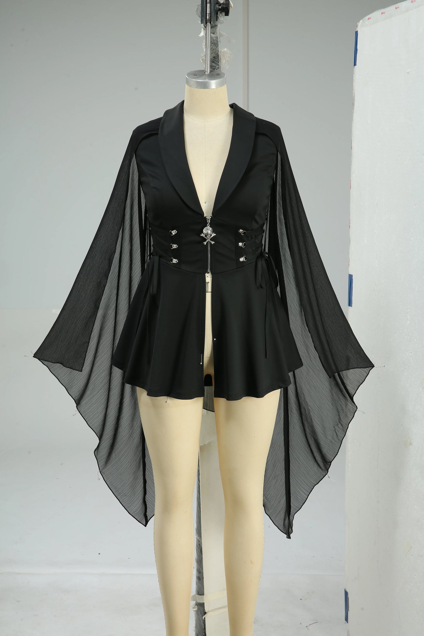 Gothic Coats For Women Plus Size Black Lace Up Skull Zipper Chiffon Bat Sleeves Coat Spring Autumn SY2 Outwears
