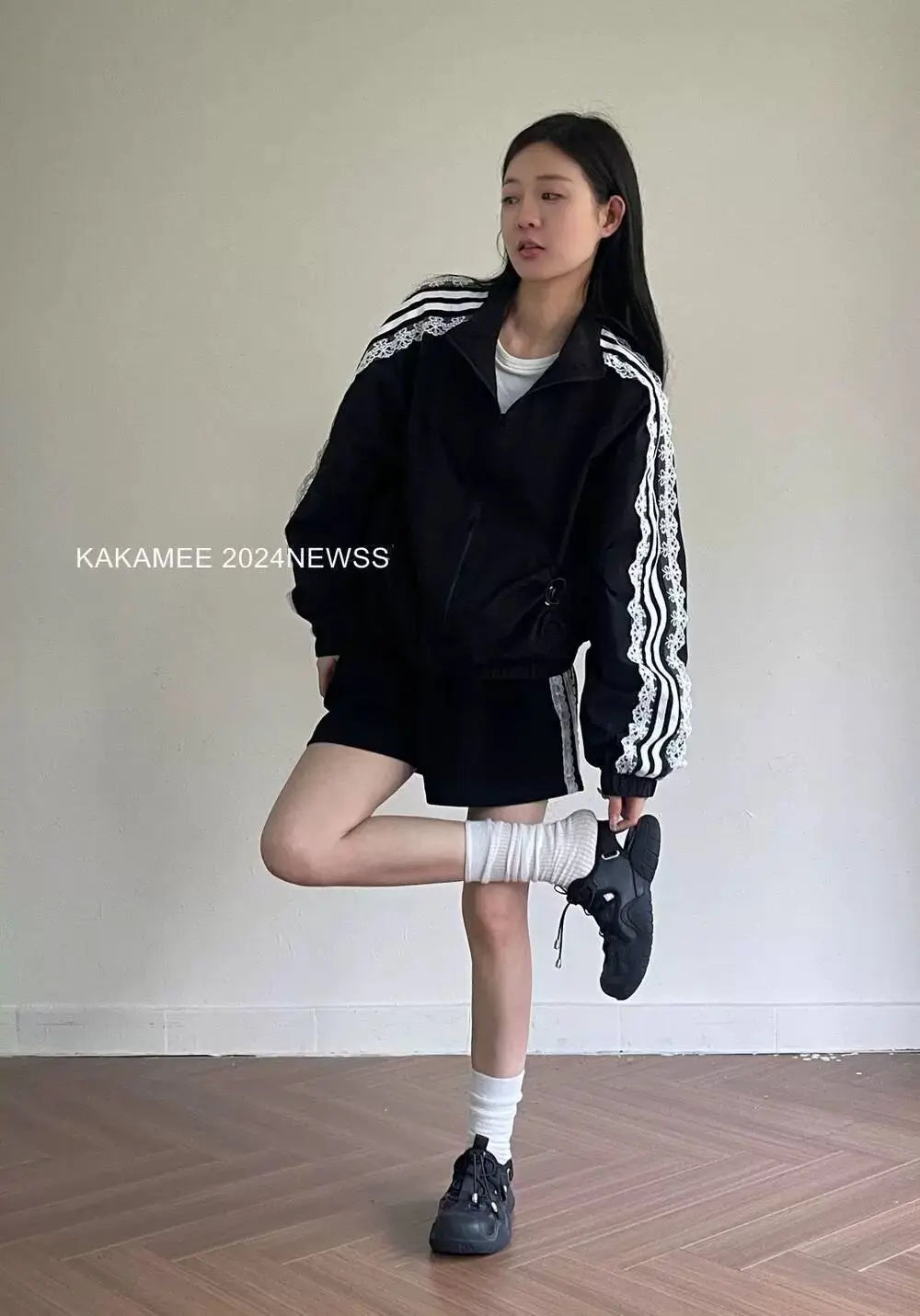 Korean Autumn Loose Hiking Jacket Casual Loose Hottie Trendy Streetwear Sport Waterproof Outdoor Jacket Chaquetas Para Mujer