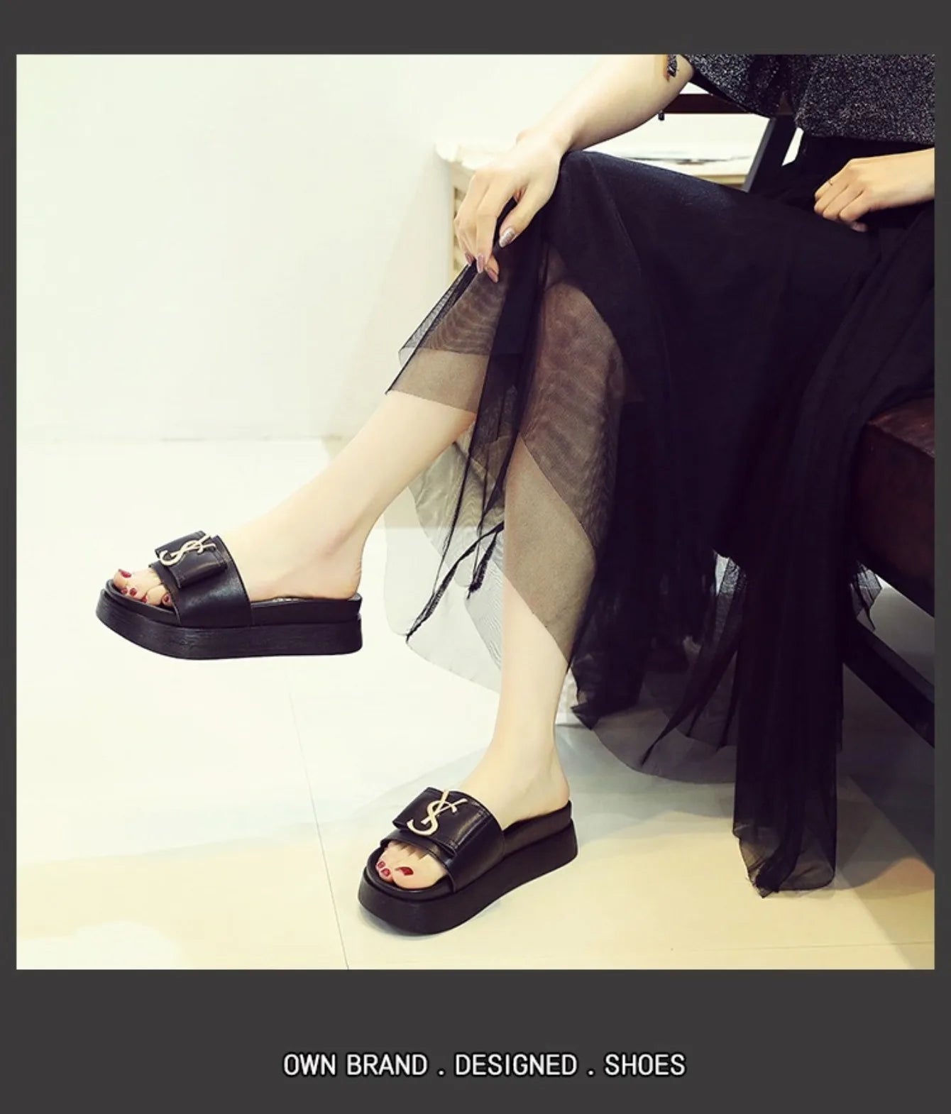 Women Slippers 2024 New Slides Luxury Designer Sandals Cross Sexy Beach High Heels Slides Women Casuals Platform Shoes for Women