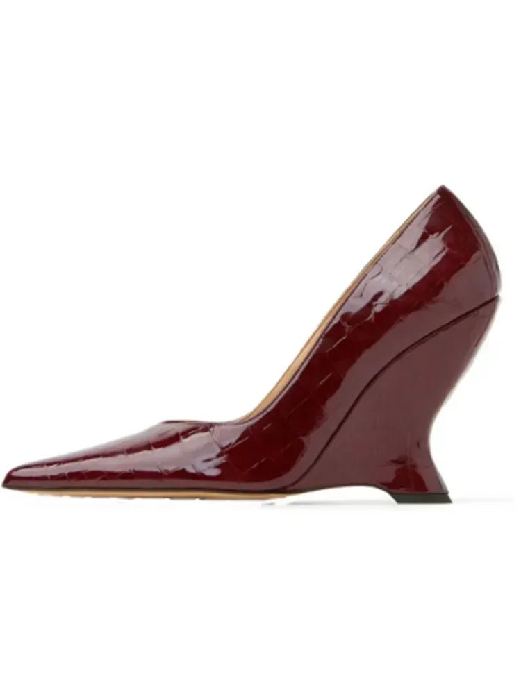 Summer 2024 New High Heels Thick Sole Thick Heel Lacquer Leather Shallow Mouth Pointed Fashion Sexy Women's Oversized Shoes