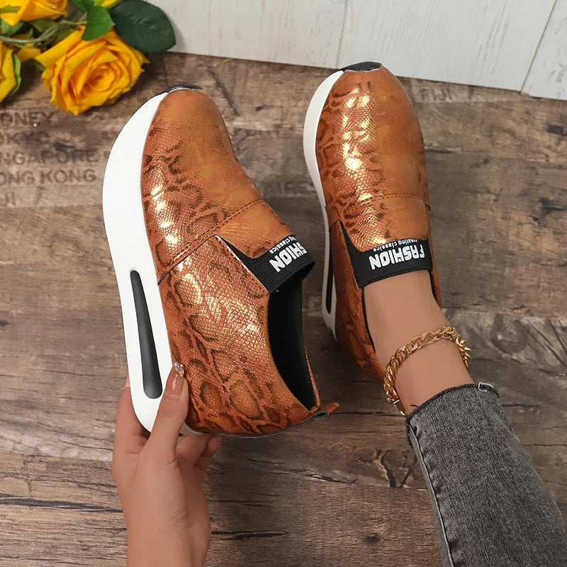 Women Sneakers New Casual Non-Slip Platform Sneakers Women Fashion Slip-On Designer Shoes for Women Fashion Lightweight Loafers
