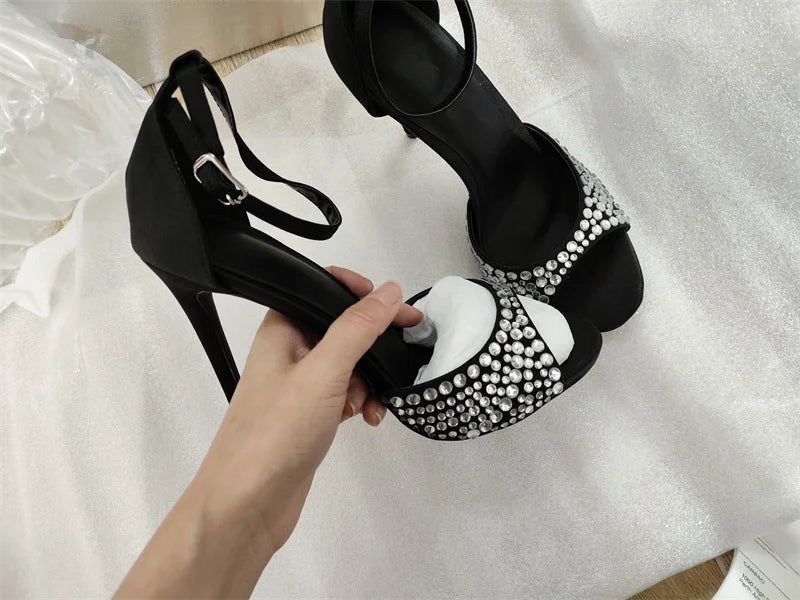 Summer 2023 Internet Celebrity Rhinestone Open Toed Sandals Fashion Round Toe Slim Heel Sandals Sexy Wrapped Party Sandals 35-43