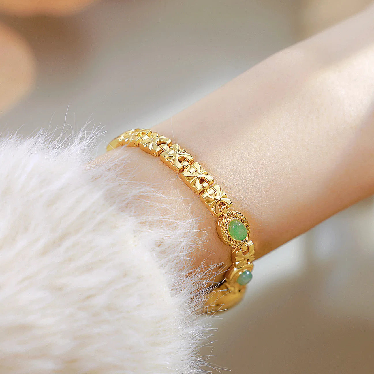Elegant Women's Watch Jade Bracelet Small Clock Fashion Quartz Watches Luxury Golden Wristwatch Gifts For Women Original Brand