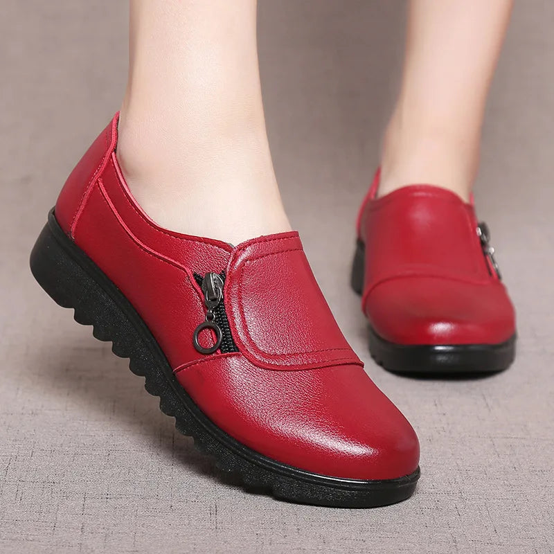 New Fashion Womens Flat Shoes Female Moccasin Slip-on Shoes Lightweight Women Casual Shoe Solid Color Versatile Zapatos De Mujer