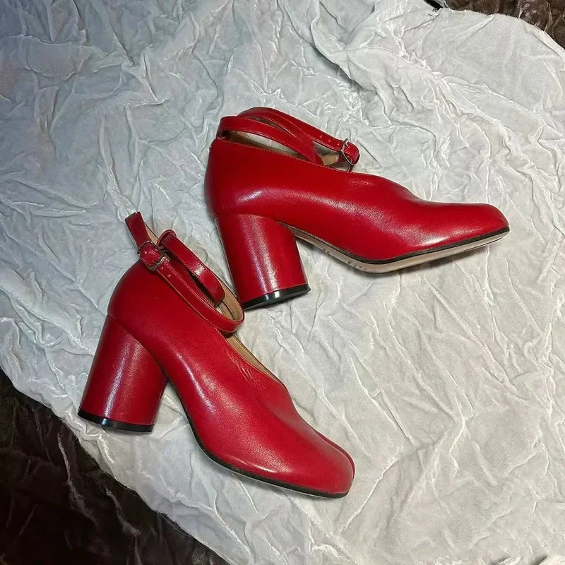 Vintage Spring Fashion Slipt Toe Tabi Women Pumps Chunky Round Heeled Ankle Strap High Heels Patent Leather Party Shoes