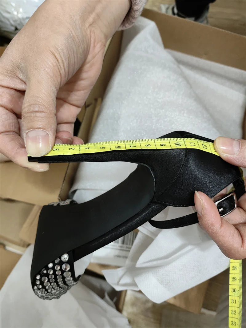 Summer 2023 Internet Celebrity Rhinestone Open Toed Sandals Fashion Round Toe Slim Heel Sandals Sexy Wrapped Party Sandals 35-43