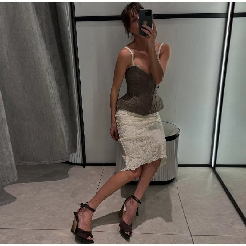 Elegant Lace Patchwork Sling Top Women Sleeveless Backless Patchwork Crop Tops Female 2026 Fashion Summer Spring Vest Lady