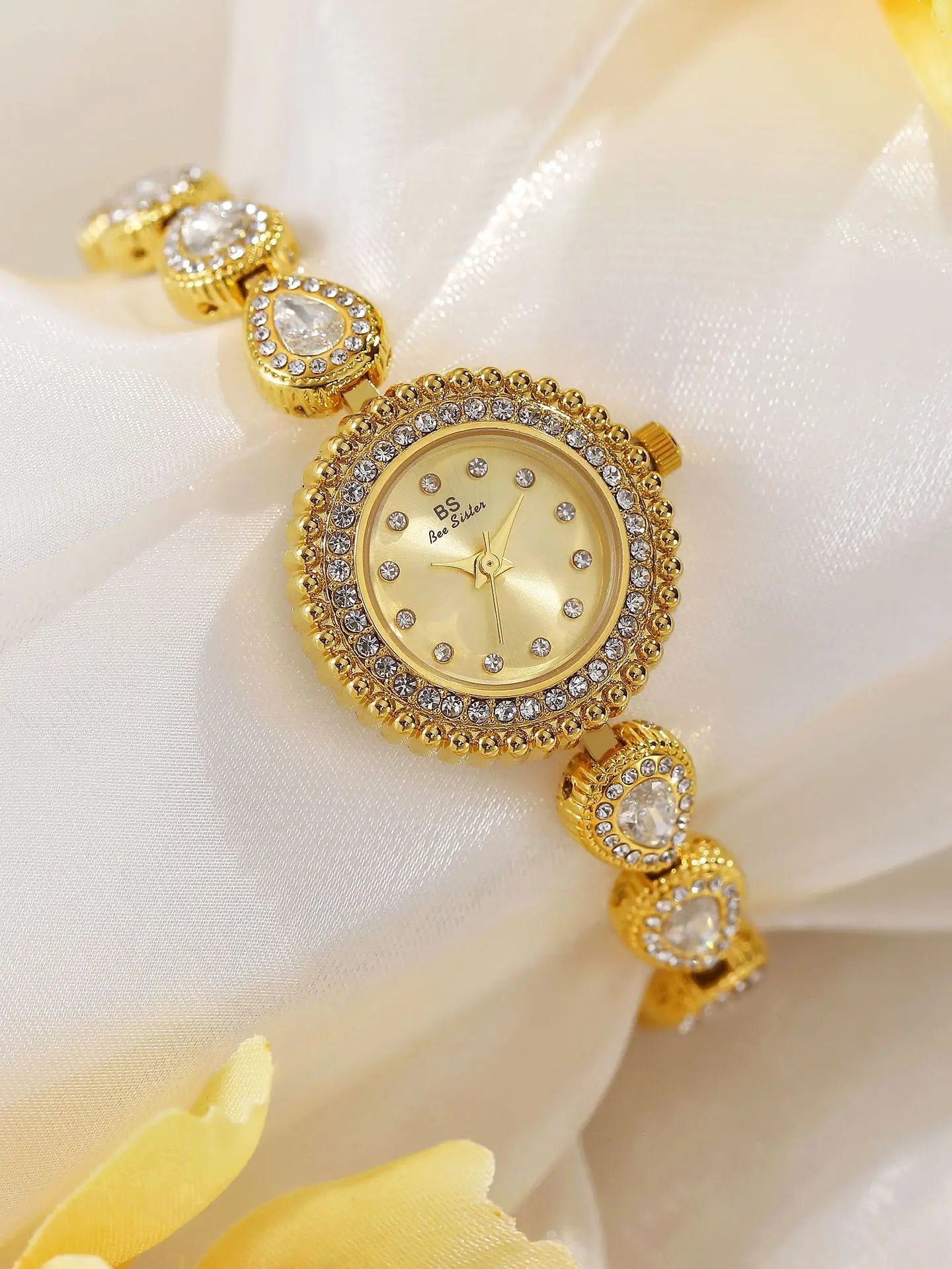 Gold Women Bracelet Dress Watches For Ladies Wrist Quartz Watches 2025 Top Brand Luxury Golden Rhinestone Gift Girlfriend Clock
