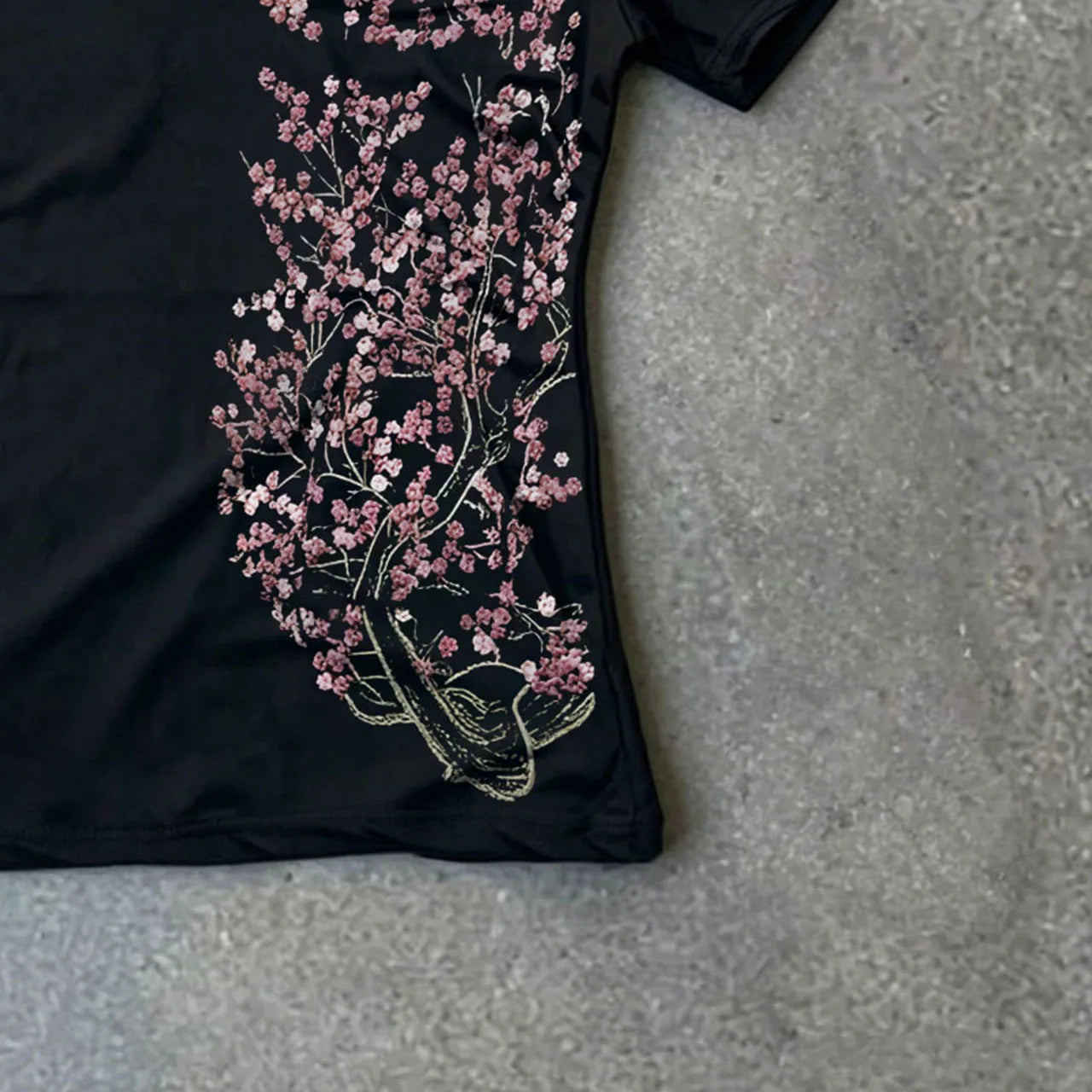 Women Short Sleeve Sexy Streetwear T-shirts Y2k Style Fashion T-shirts Summer Gothic Slim 2000s Vintage Graphic T-shirts Punk