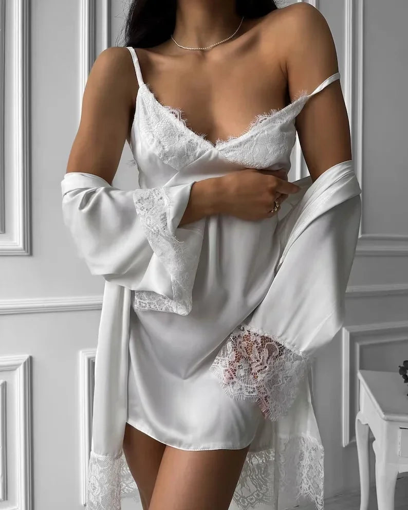 Women's Sexy Night Gown Robe V-Neck Satin Lace Bathrobe Half Sleeve Nightdress Female French Sexy Silky Satin Sleepwear
