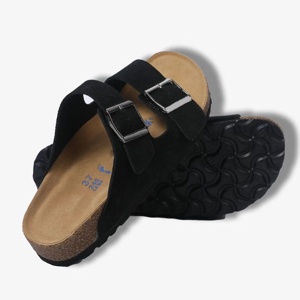 2026 Fashionable modern men's and women's sandals are comfortable and versatile for summer, beach, and outdoor use
