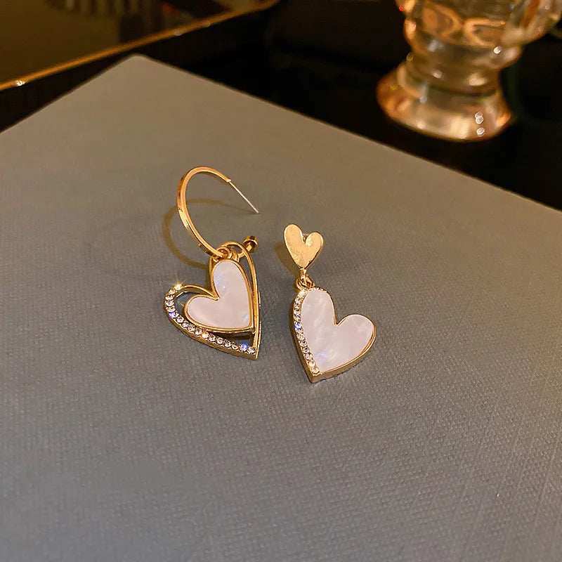 Korean Asymmetric Hollow Black Heart Dangle Earrings For Women Temperament Exaggerated Drop Earrings Party Jewelry