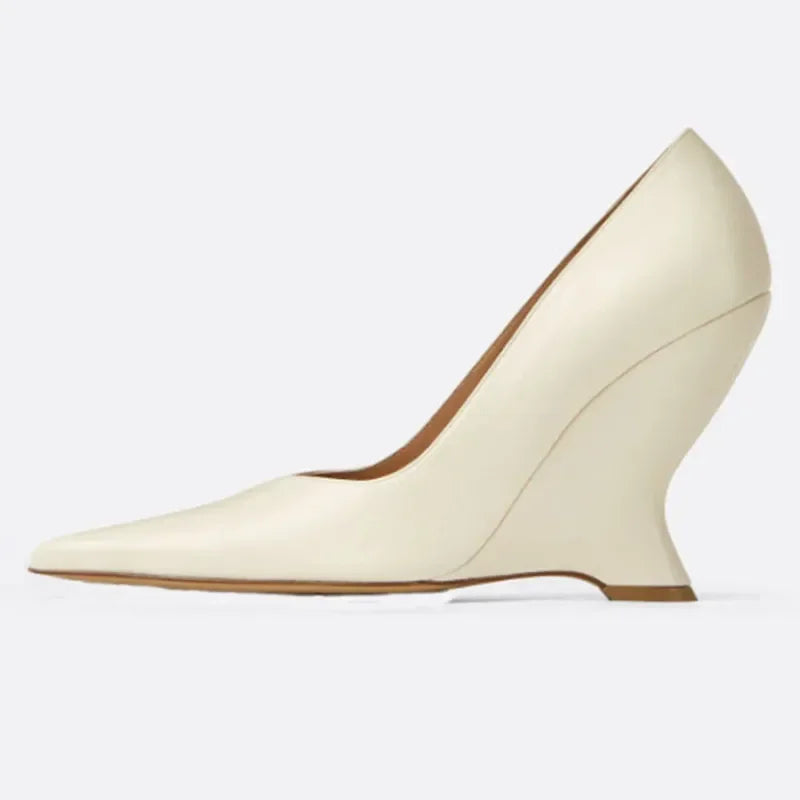 Summer 2024 New High Heels Thick Sole Thick Heel Lacquer Leather Shallow Mouth Pointed Fashion Sexy Women's Oversized Shoes