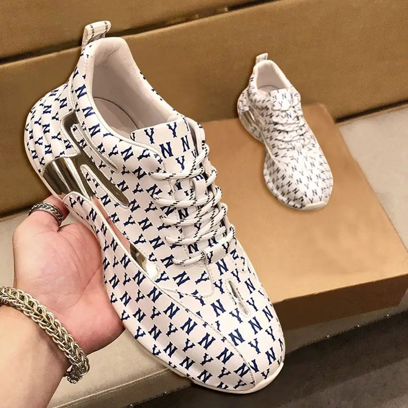 Brand Men Sneakers Fashion Print Casual Shoes Men Breathable Lace Up Running Shoes Luxury High Quality Men Sport Shoes 2026 New