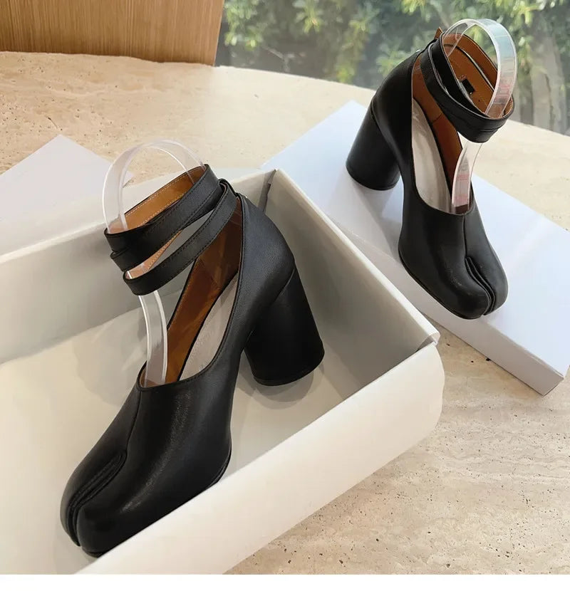 Vintage Spring Fashion Slipt Toe Tabi Women Pumps Chunky Round Heeled Ankle Strap High Heels Patent Leather Party Shoes