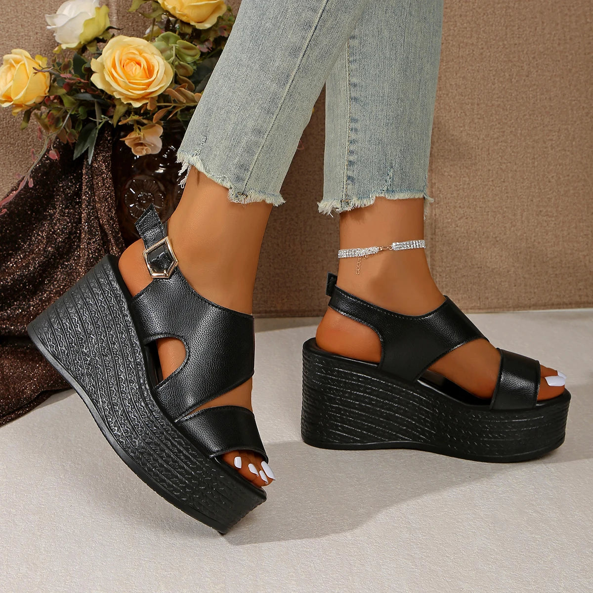 Open-toe slope sandals leather strap Roman shoes 2025 summer fashion lightweight thick sole non-slip high heels women's shoes