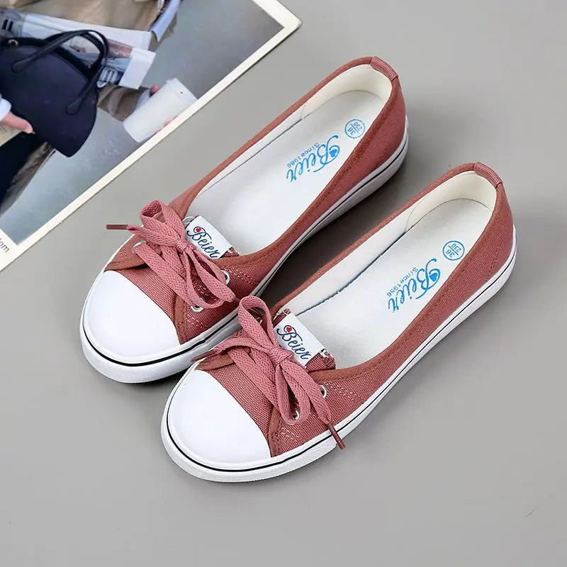 Red Women Footwear Flat Round Toe Black Canvas Ladies Shoes New Arrival 2025 Sale Cheap Vulcanized for Casual Urban 39 Walking A