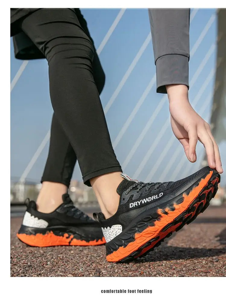 New Fashion Neutral Marathon Running Shoes Outdoor Road Lightweight Slow Running Shoes Men's and Women's Casual Walking Shoes