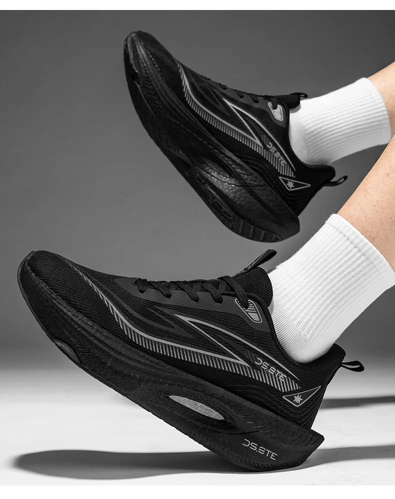 [Sports Shoes] Men's ultra light professional marathon running shoes, carbon plate cushioning, breathable low cut design, fluore
