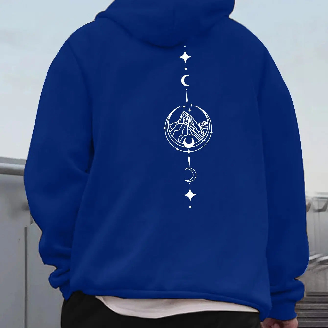 Men's autumn and winter casual fashion loose geometric print long sleeved hooded sweatshirt warm pullover BAZAARHUBO