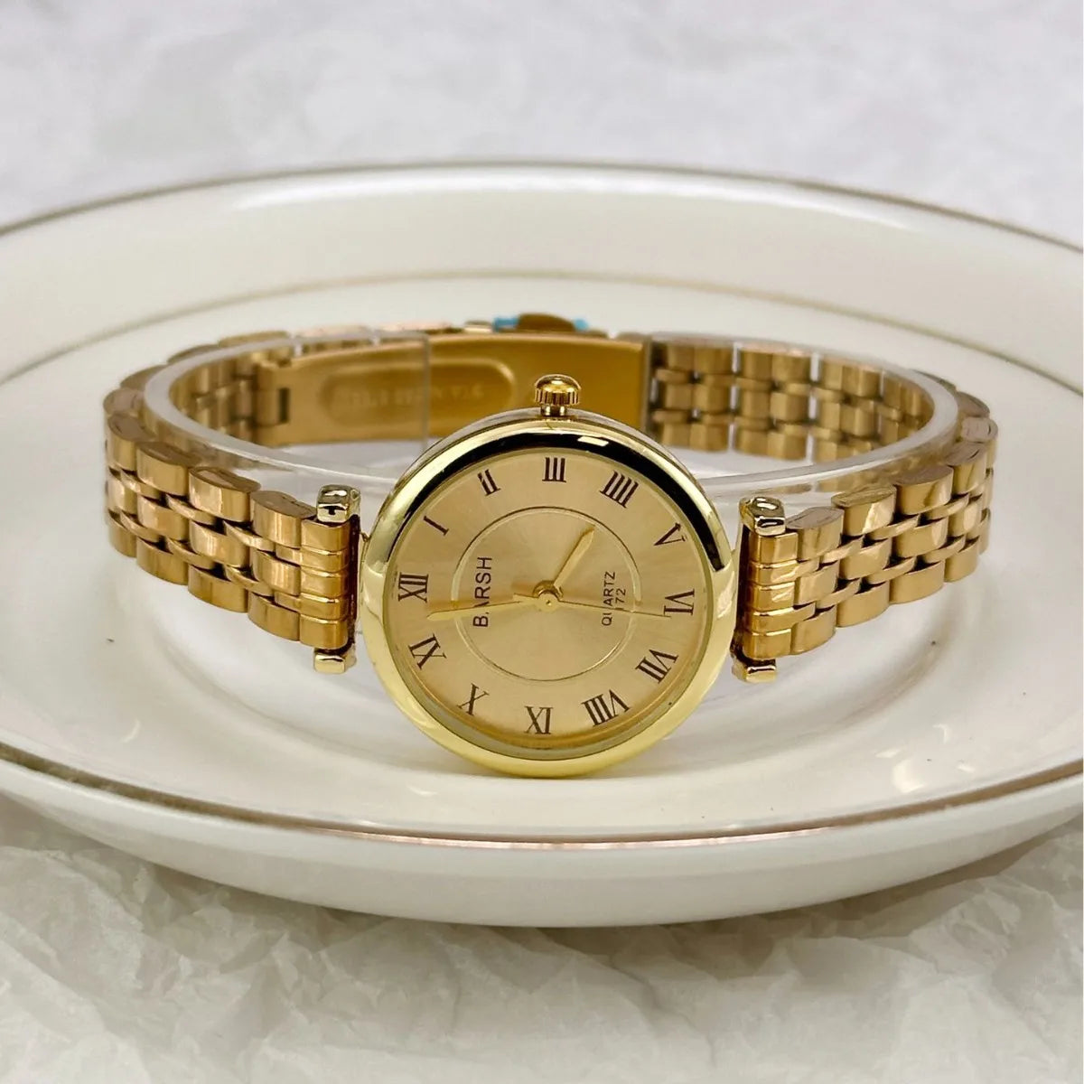 UTHAI New Women's Watch Steel Strap Exquisite Ladies' Watches Simple Thin Compact Fashion Wrist Watch Clock