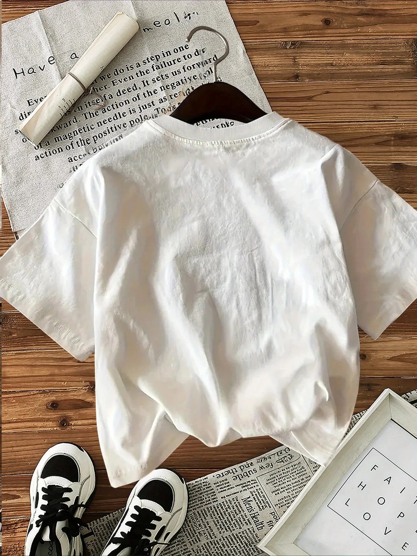 Casual round-neck t-shirt for kids, short-sleeve top with colorful fruit and vegetable graphic print, summer clothing for kids