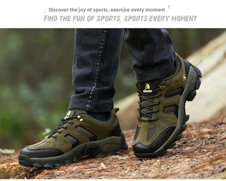 Men's Outdoor Climbing Shoes Breathable Waterproof Sports Hiking Shoes Rubber Outsole Low Cut Lace up Casual Shoes