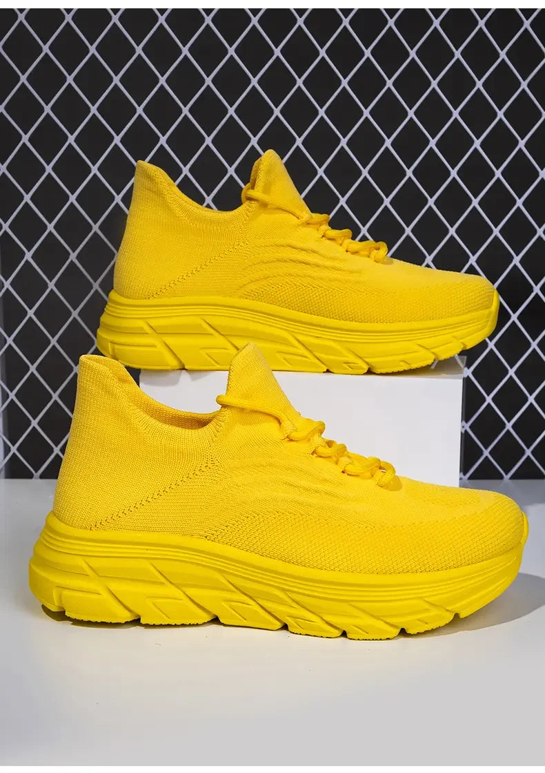 Men's Gray Running Shoes - Breathable Mesh Lace Cushioned Flat Boots Lightweight Sports Training Shoes Casual Style Design Shoes