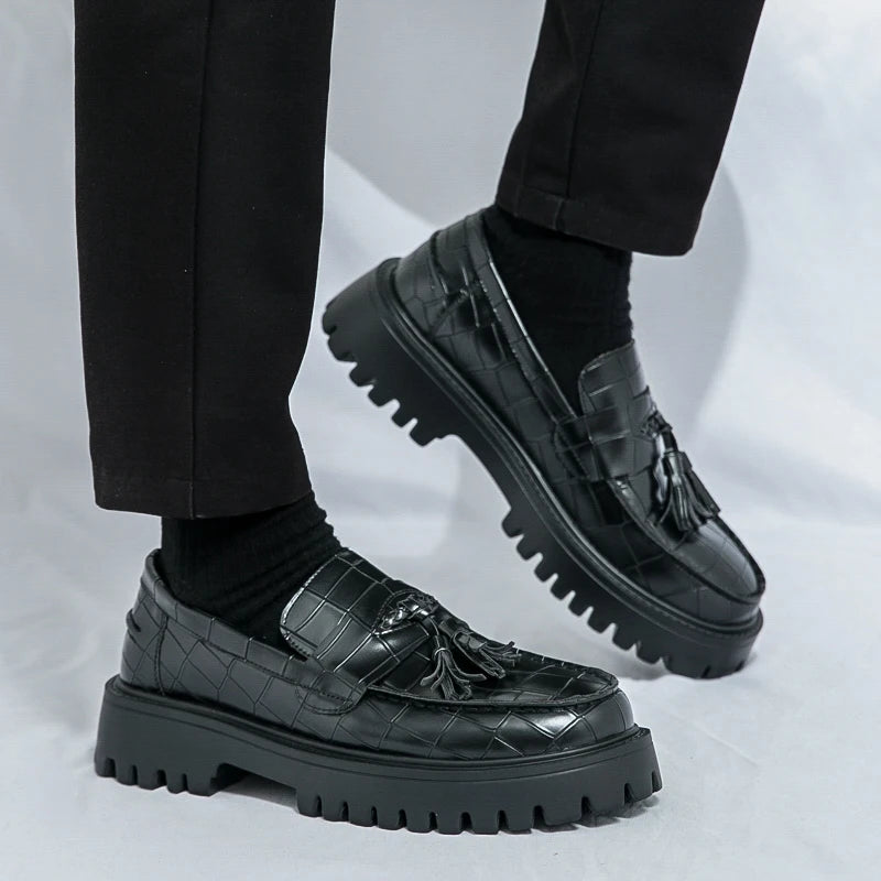 Men's thick soled leather shoes Gentleman retro elegant style Business Office Leisure 38-46 Adult thick soled loafers Black Gray