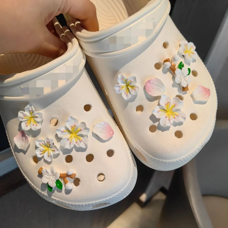New Hot Fashion shoe Charms for Creative Branches and Flowers Clogs Shoe Buckle Cute shoe Accessories Decoration for Girls Gift