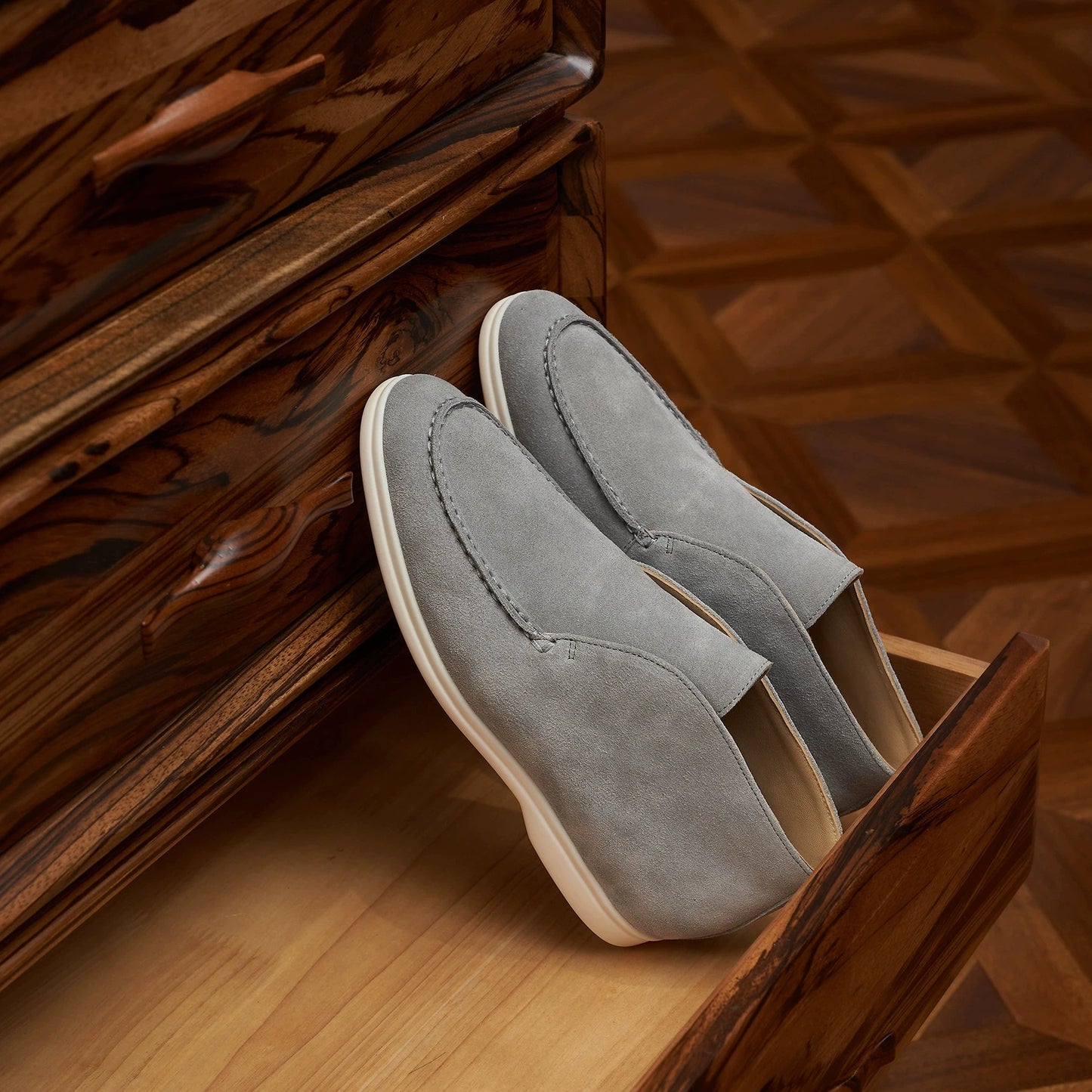 Autumn Men's Casual Soft Bottom Real Leather Shoes Slip-On High Top Daily Wear Shoes Comfortable Sheepskin Versatile Flat Shoes