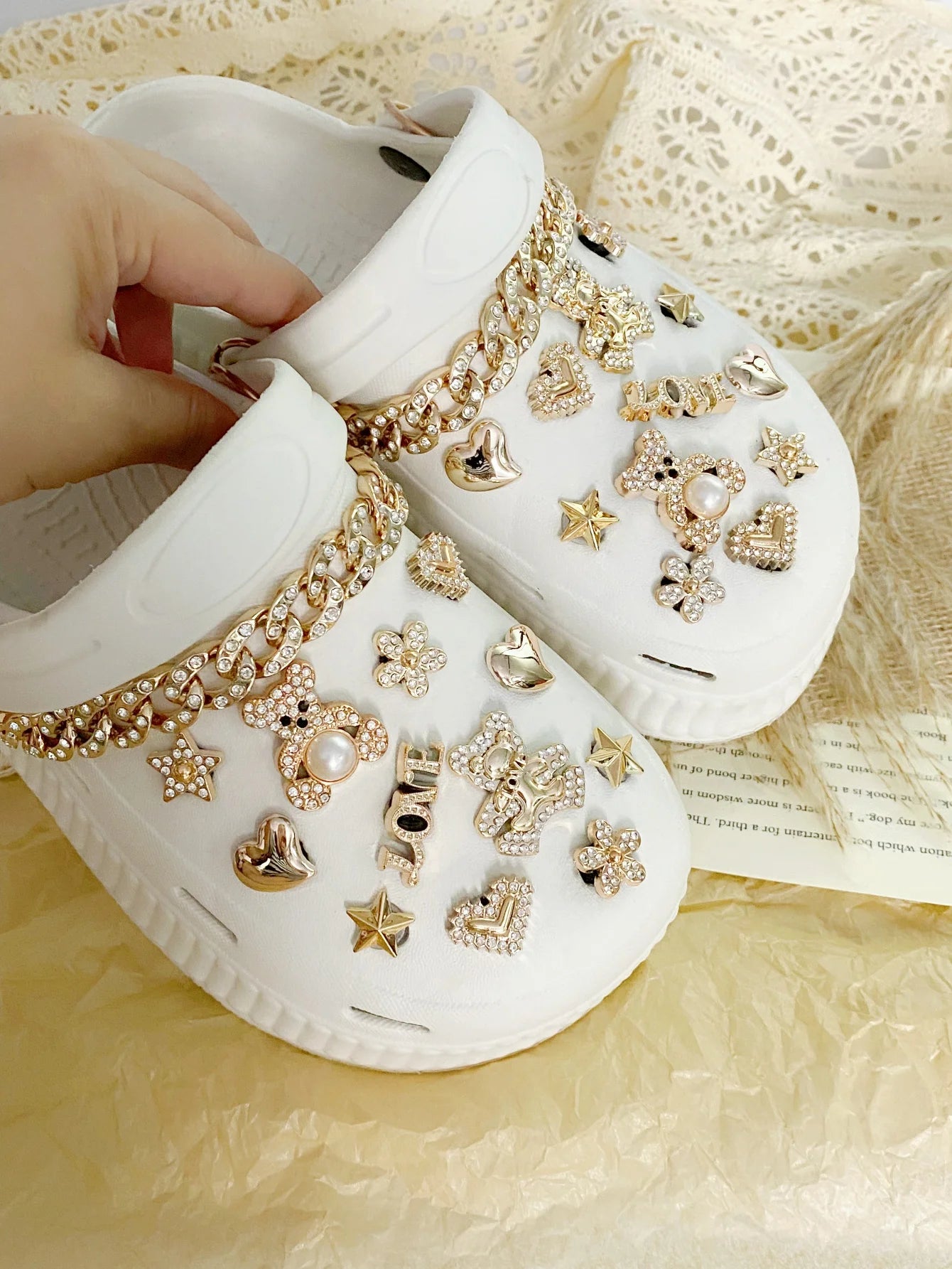 26pcs Detachable Fully Rhinestone Small Bear Shoe Charms, Suitable For Clogs, Beach Sandals & Slippers