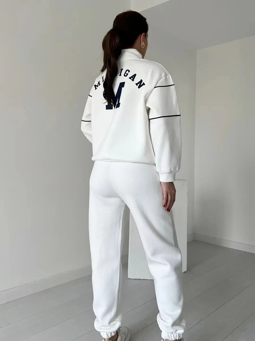 Autumn Winter New Fashion Letter Print Sweatshirt Set Casual Zipper Half Open Collar Long-sleeve Top + Sweatpants Two-piece Suit BAZAARHUBO