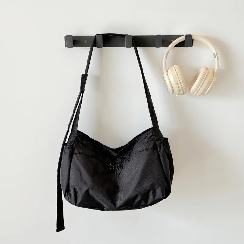 Outdoor Portable Crossbody Bags for Men and Women Commuter Waterproof Youth Shoulder Bag Solid Color Lightweight Female Tote