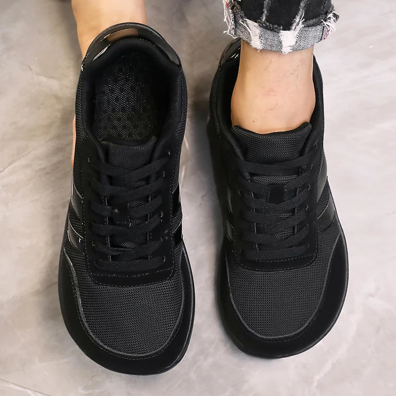 Wide Shoes Anti Slip Lightweight Breathable Running Shoes Minimalist Barefoot Cross Training Shoe Anti Slip Toe Walking Shoes