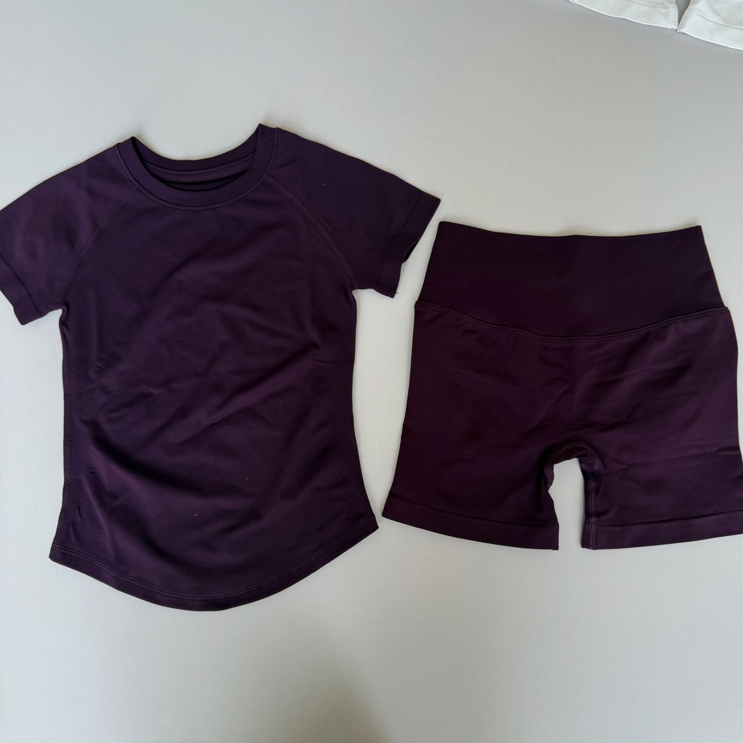 2 Pieces Sports Sets Short Sleeve Seamless Yoga Top Fitness Set Women Workout Running Sports Shorts Gym Suit