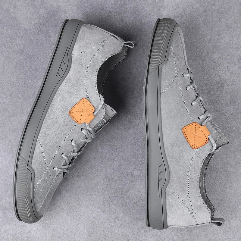 New Soft-Soled Mens Vulcanized Shoes Suede Leather Men Sneakers Fashion Lace-up Solid Shoes Rubber Flats Spring Man Casual Shoes
