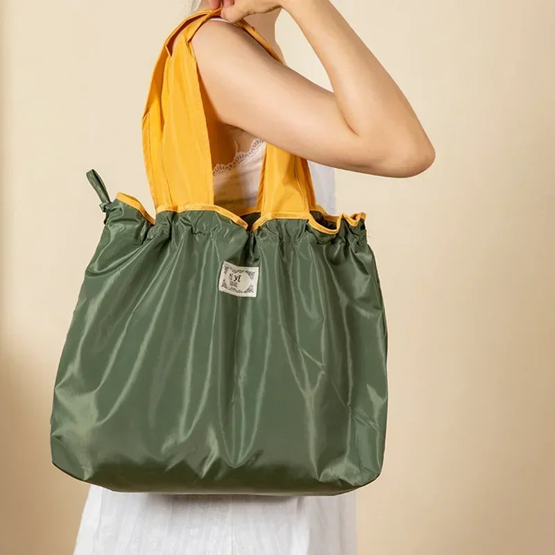 Foldable Eco-Friendly Shoulder Bags Women's Reusable Grocery Bag Large Capacity Foldable Shopping Bag with Drawstring Closure