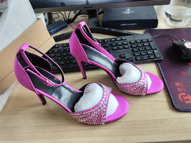 Summer 2023 Internet Celebrity Rhinestone Open Toed Sandals Fashion Round Toe Slim Heel Sandals Sexy Wrapped Party Sandals 35-43