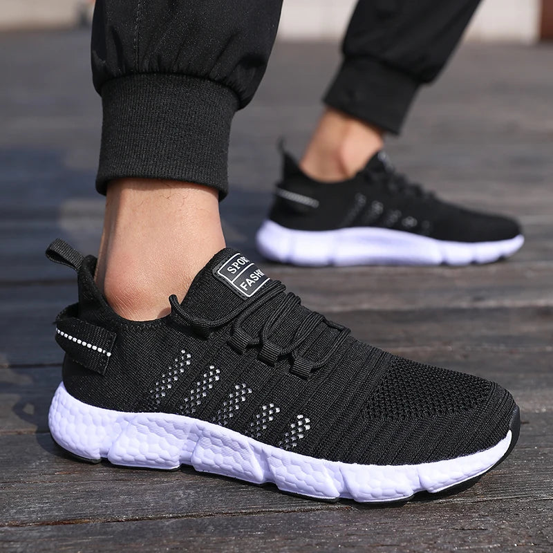 Men's  Cushioned Running Shoes Knitted Mesh Breathable Soft Soled Sneakers Fashion Forward Lightweight Outdoor Exercise Shoes